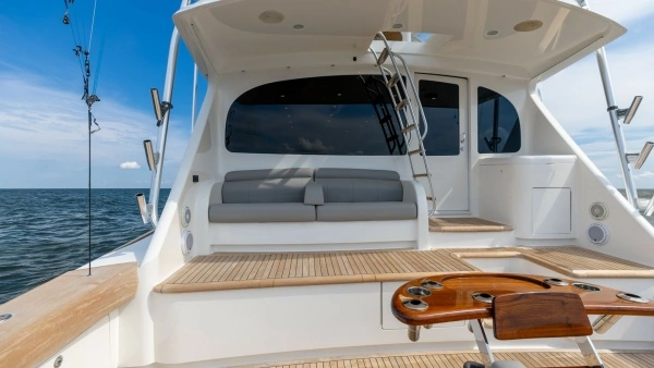 2018 Viking 72