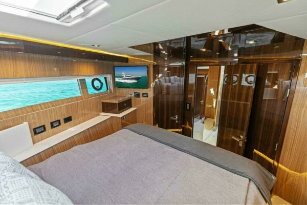 Miss Tracy Lane 60ft Cruisers Yachts Yacht For Sale