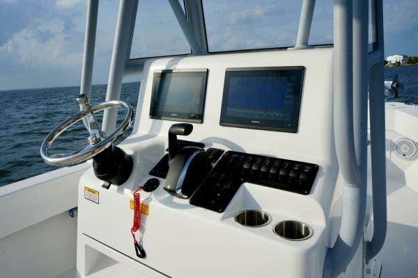 23ft Reef Runner Yacht For Sale