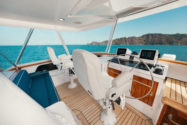 Passage 101ft Feadship Yacht For Sale