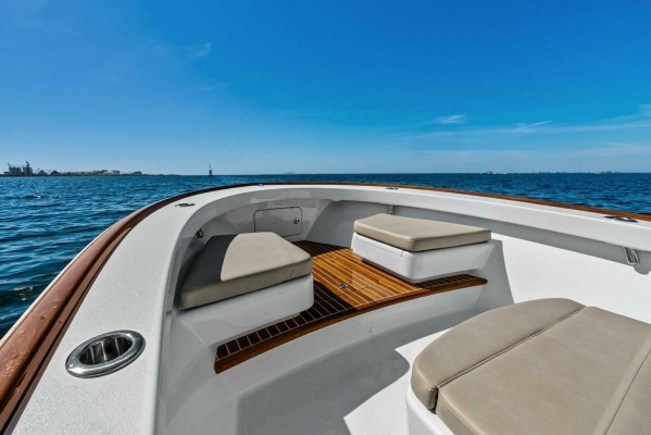 26ft Custom Yacht For Sale