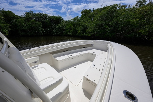 SWEET MELISSA 31ft Regulator Yacht For Sale