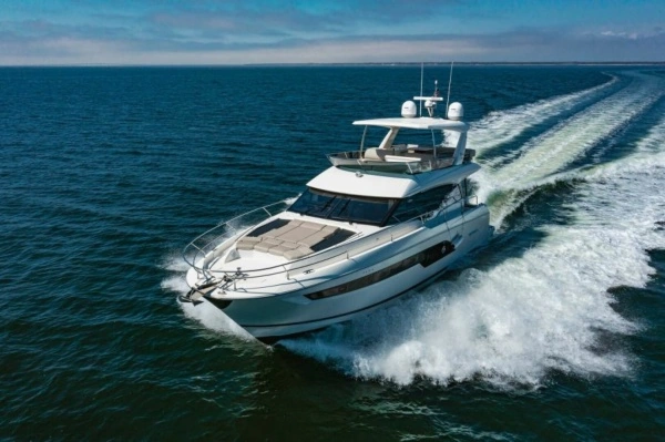 2020 Prestige 63