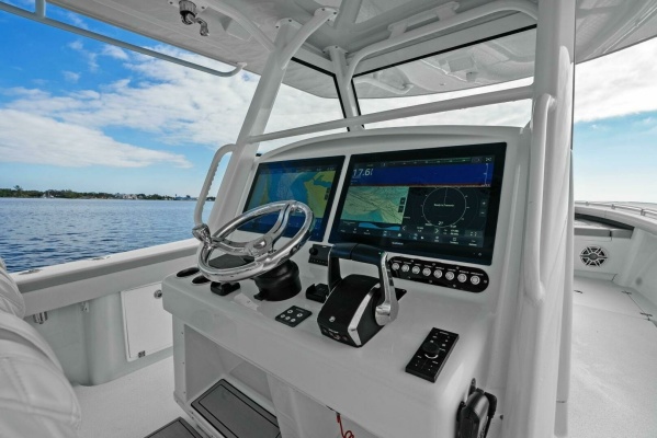 39ft Yellowfin Yacht For Sale
