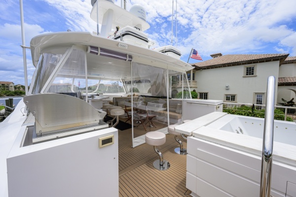 Midnight Moon 85ft Horizon Yacht For Sale