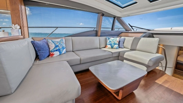 2019 Princess 65