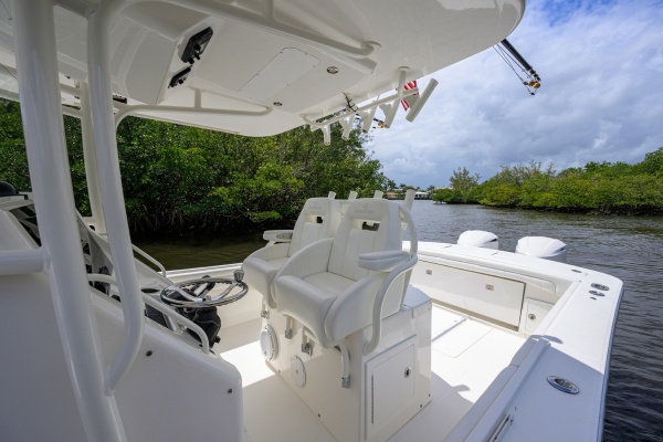 SWEET MELISSA 31ft Regulator Yacht For Sale