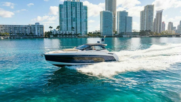 Relax Josephine 45ft Azimut Yacht For Sale