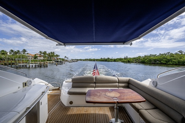 Sunseeker 62 EAGLE II - Cockpit