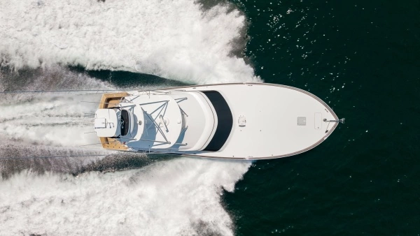2021 Hatteras 65