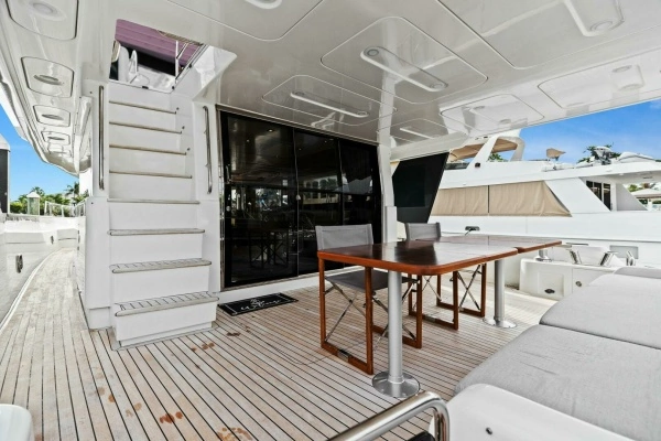 2021 Sirena 64