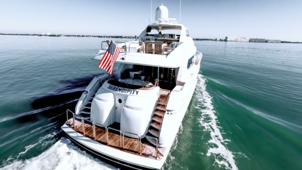 Serendipity 94ft Lazzara Yachts Yacht For Sale