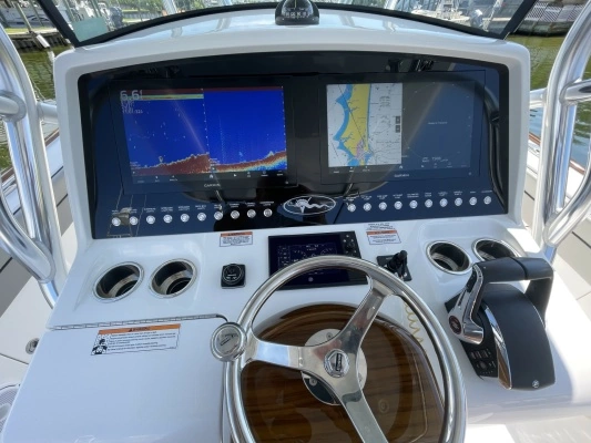 Valhalla Boatworks V-33 Yacht For Sale