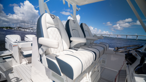 BLUE LEADER 32ft Sea Fox Yacht For Sale