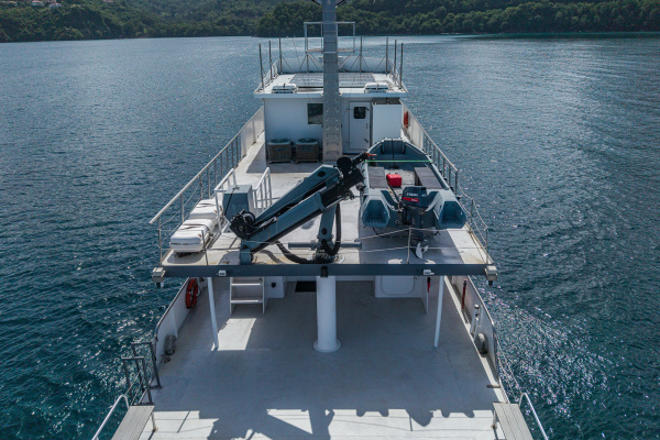 2013Ocean Voyager 95 ft 95 Expedition   CARE BEAR