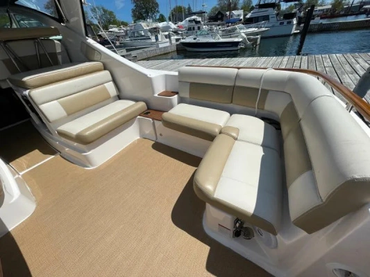 2012 Tiara Yachts 31