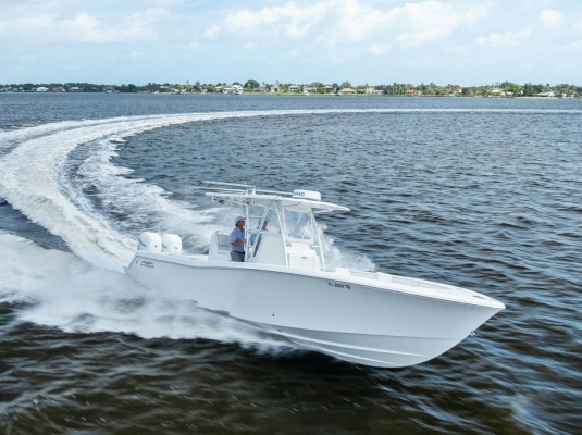 33ft Invincible Yacht For Sale