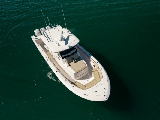 Moon Dogg 37ft Pursuit Yacht For Sale