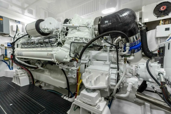 2026 Viking 82
