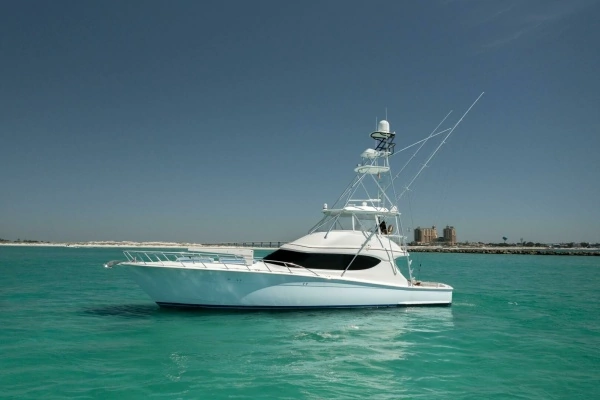2016 Hatteras 60