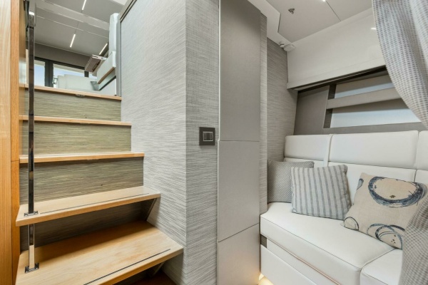 Segers Marine 49ft Tiara Yachts Yacht For Sale