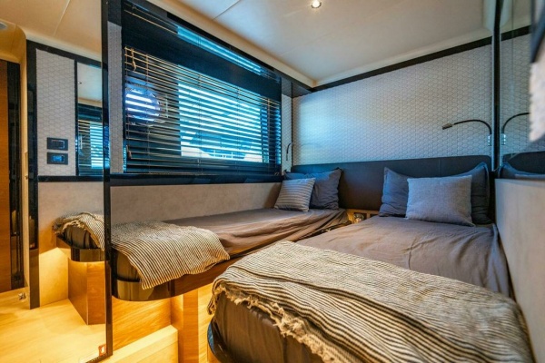 KINGSHIP 64ft Absolute Yacht For Sale