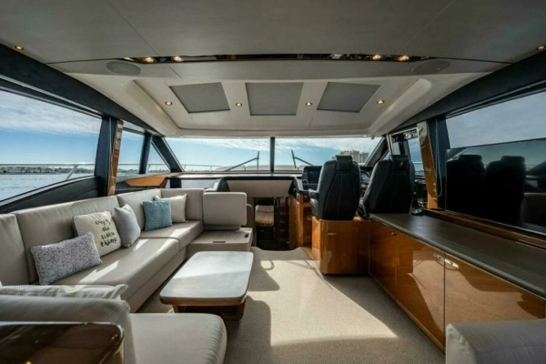 Princess S65 Yacht For Sale