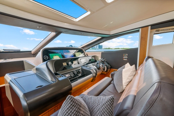 Sunseeker Predator 84 Yacht For Sale