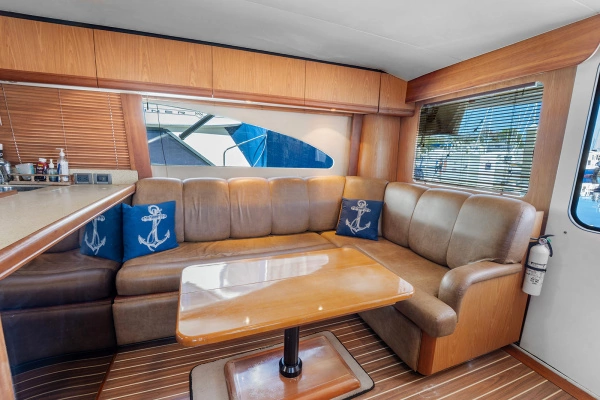 2006 Luhrs 41