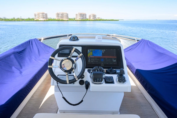 Cruisers Yachts 60 Fly Yacht For Sale