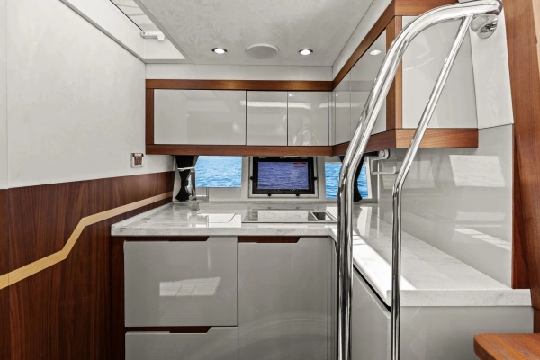 2017 Galeon 44