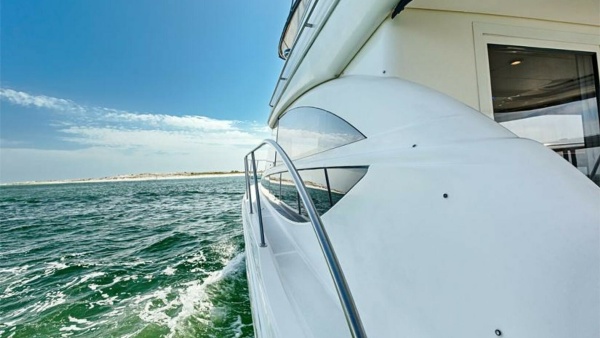 40ft Meridian Yacht For Sale
