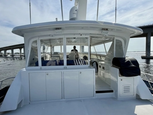 2012 Alaskan 70