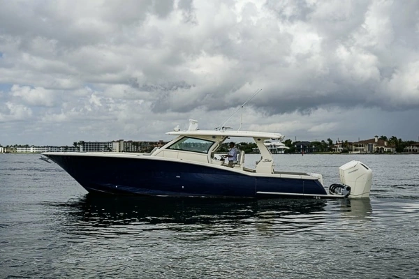 Scout LXF Yacht For Sale