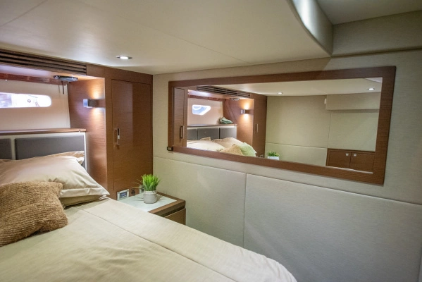 Sea Ray Sundancer 510 Yacht For Sale