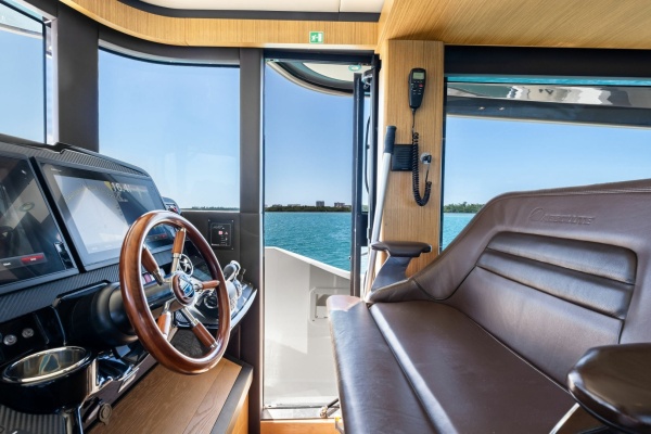 Elettra 52ft Absolute Yacht For Sale