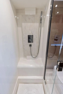 2018 Prestige 68