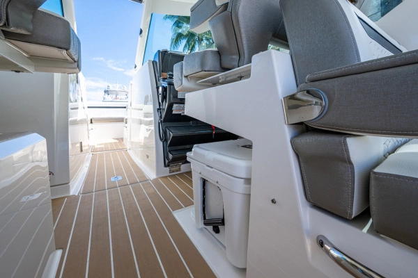 2024 Tiara Yachts 34