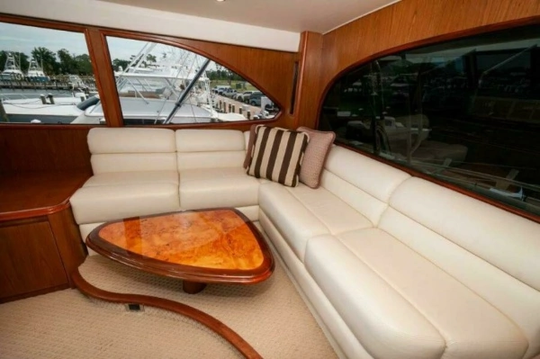 2012 Viking 76