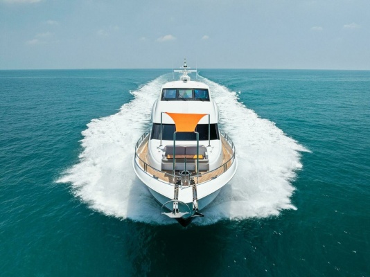 Voyager 84ft Lazzara Yachts Yacht For Sale