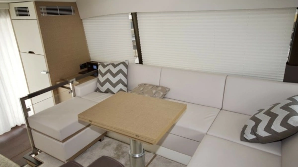 2018 Prestige 46