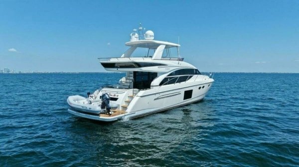 2016 Princess 60