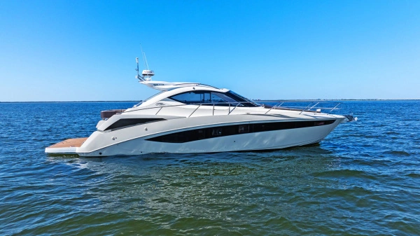2017 Galeon 44