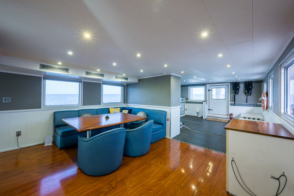 2013Ocean Voyager 95 ft 95 Expedition   CARE BEAR