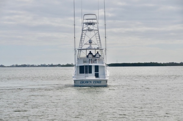 Hatteras SF Down Time - Exterior