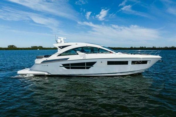 After Five 60ft Cruisers Yachts Yacht For Sale
