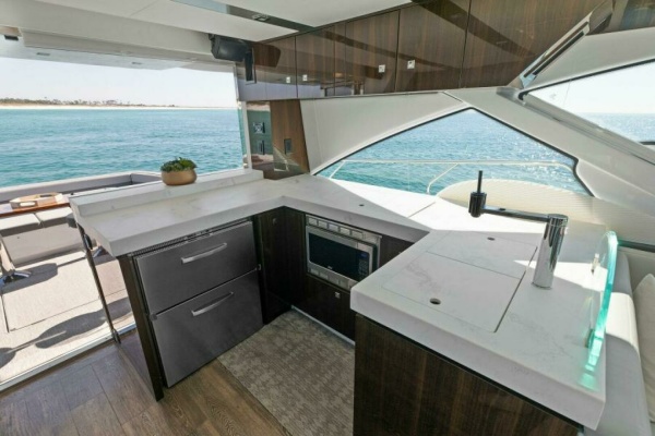 Miss Tracy Lane 60ft Cruisers Yachts Yacht For Sale