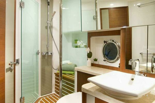 2026Belize 54 ft 54 Daybridge