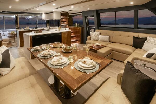 2027Riviera 72 ft 72 Sports Motor Yacht Series II