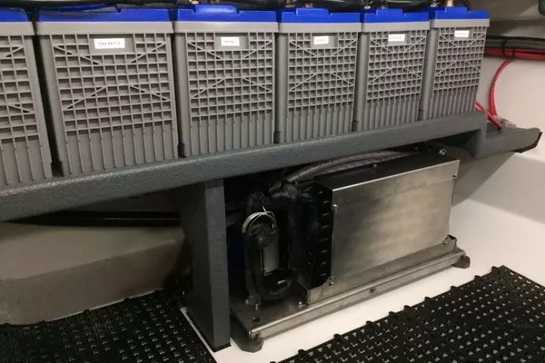 2019 French Yachts 34